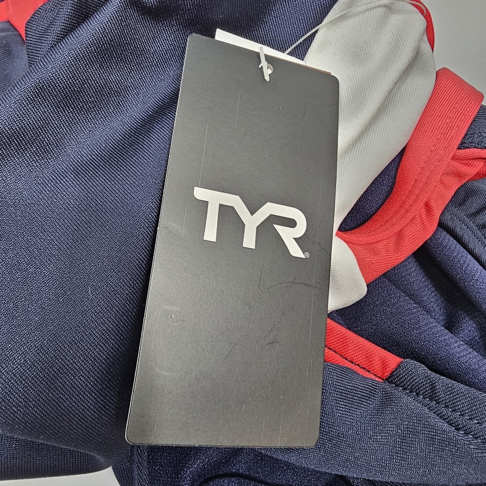 NWT TYR Durafast Elite Diamondfit One Piece Swimsuit Navy Red XL Keyhole Back - Picture 9 of 12